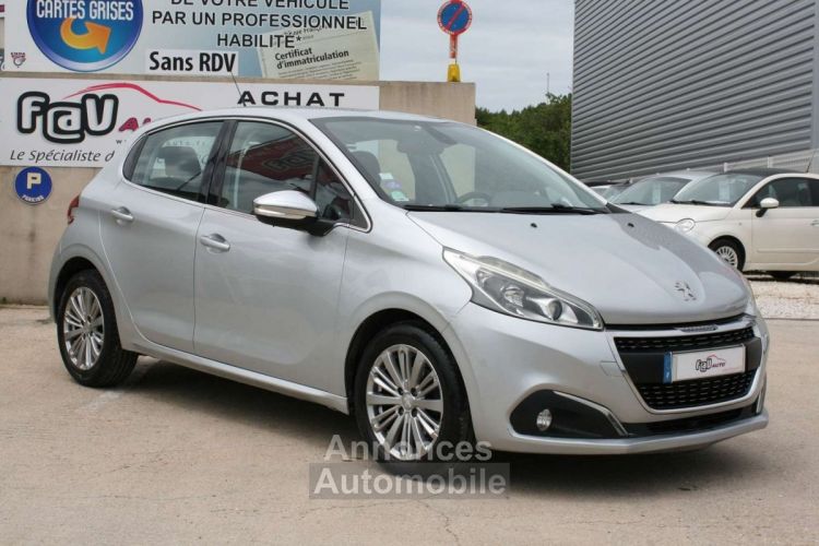 Peugeot 208 1.2 PURETECH 110CH ALLURE S&S 5P - <small></small> 8.990 € <small>TTC</small> - #6