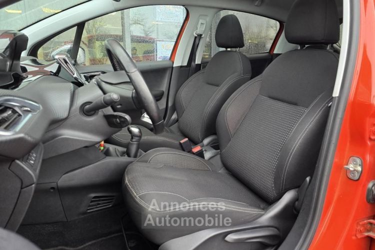 Peugeot 208 1.2 PURETECH 110ch DISTRI OK-JBL-TOIT PANO-CAMERA - <small></small> 5.990 € <small>TTC</small> - #9