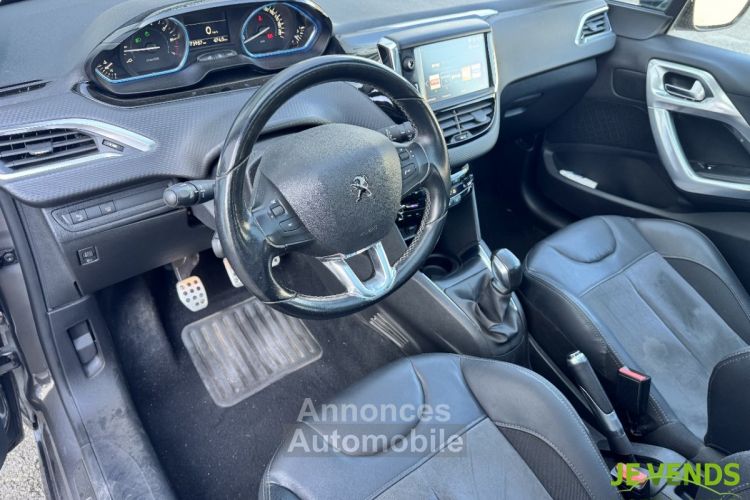 Peugeot 208 1.2 PureTech 110ch Féline 5p - <small></small> 7.990 € <small>TTC</small> - #6