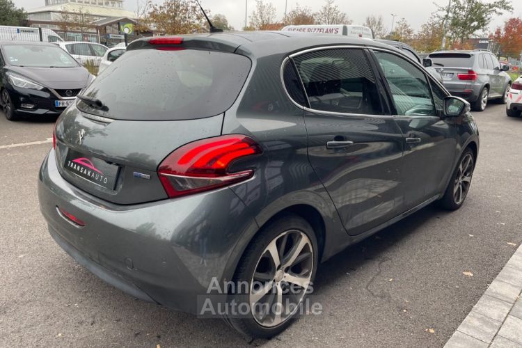 Peugeot 208 1.2 puretech 110ch feline avec toit panoramique camera navigation sieges cuir-alcantara - <small></small> 7.990 € <small>TTC</small> - #7