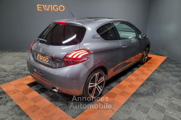 Peugeot 208 1.2 PURETECH 110ch GT LINE S&S courroie changée - <small></small> 8.990 € <small>TTC</small> - #4