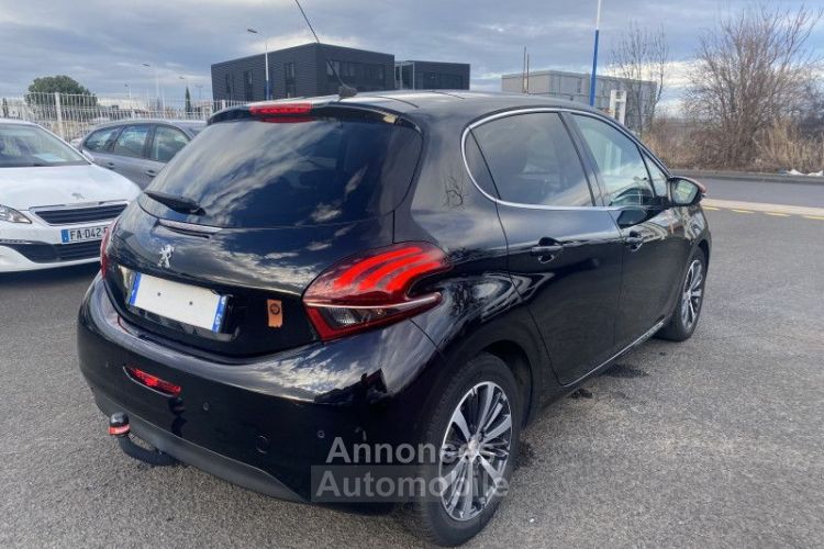 Peugeot 208 1.2 PURETECH 110CH ROLAND GARROS S&S 5P - <small></small> 10.990 € <small>TTC</small> - #2