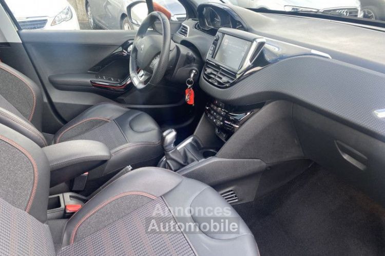 Peugeot 208 1.2 PURETECH 110CH ROLAND GARROS S&S 5P - <small></small> 10.990 € <small>TTC</small> - #4