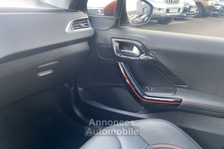 Peugeot 208 1.2 PURETECH 110CH ROLAND GARROS S&S 5P - <small></small> 10.990 € <small>TTC</small> - #14