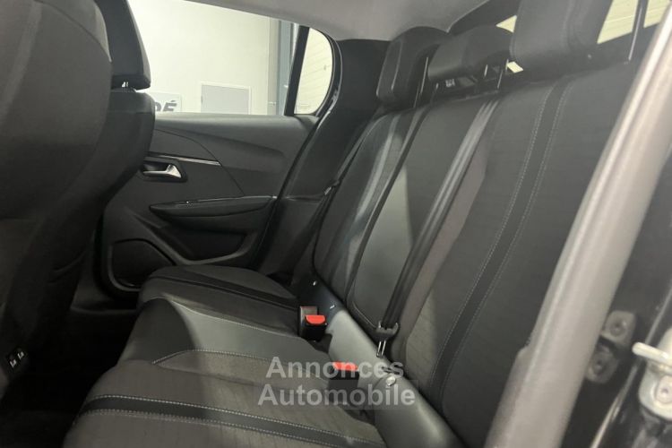 Peugeot 208 1.2 PURETECH 130 CH EAT8 ALLURE PACK - GARANTIE 6 MOIS - <small></small> 17.990 € <small>TTC</small> - #19