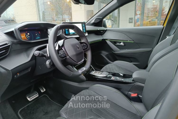 Peugeot 208 1.2 PureTech 130ch S&S GT EAT8 - <small></small> 25.470 € <small>TTC</small> - #9