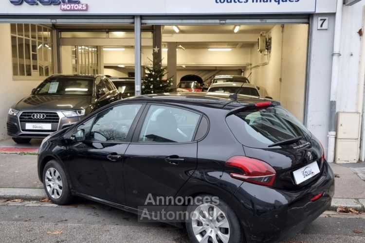 Peugeot 208 1.2 PureTech 68ch Like 5p - <small></small> 8.900 € <small>TTC</small> - #4