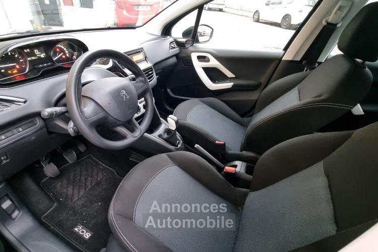 Peugeot 208 1.2 PureTech 68ch Like 5p - <small></small> 8.900 € <small>TTC</small> - #11