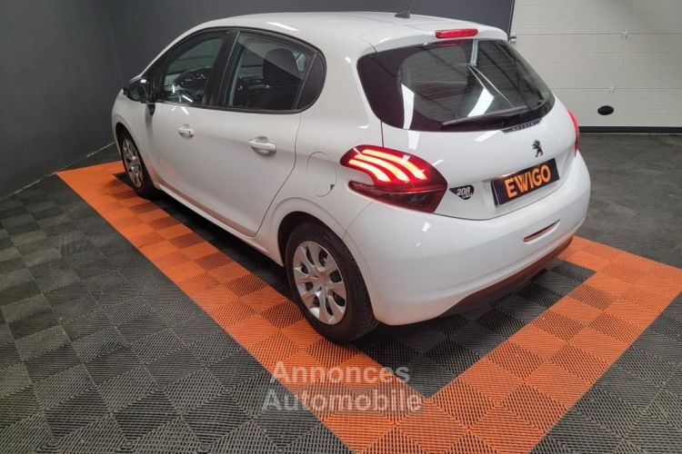 Peugeot 208 1.2 PURETECH 68ch LIKE Clim - <small></small> 7.690 € <small>TTC</small> - #6