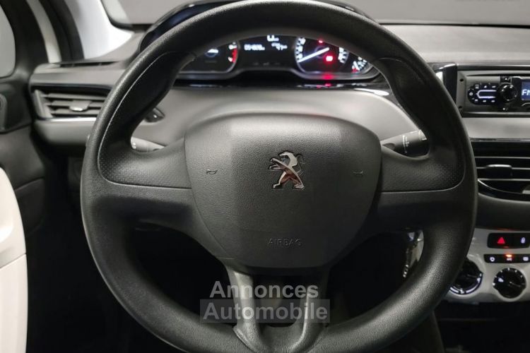 Peugeot 208 1.2 PURETECH 68ch LIKE Clim - <small></small> 7.490 € <small>TTC</small> - #13