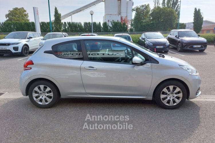 Peugeot 208 1.2 PURETECH 70 LIKE - <small></small> 8.490 € <small>TTC</small> - #6