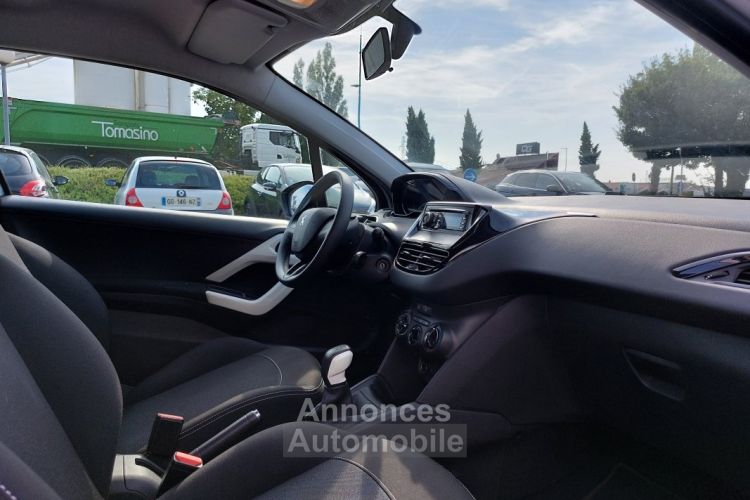 Peugeot 208 1.2 PURETECH 70 LIKE - <small></small> 8.490 € <small>TTC</small> - #11