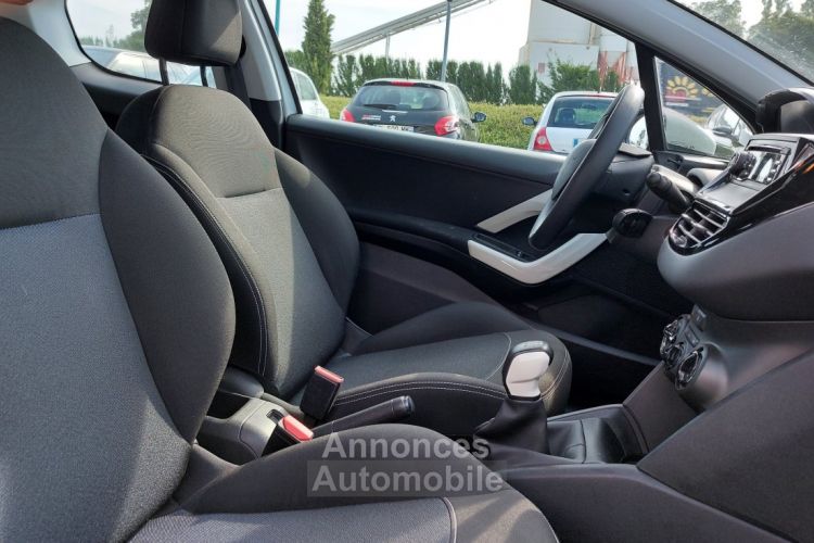 Peugeot 208 1.2 PURETECH 70 LIKE - <small></small> 8.490 € <small>TTC</small> - #12