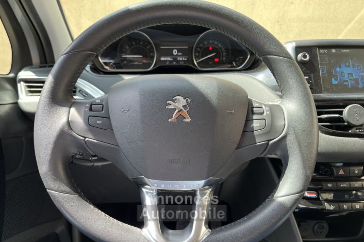 Peugeot 208 1.2 PURETECH 82 ALLURE 5P - <small></small> 7.390 € <small>TTC</small> - #11