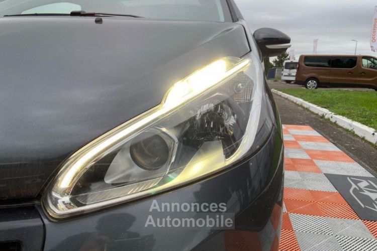 Peugeot 208 1.2 PureTech 82 ALLURE TOIT PANORAMIQUE - <small></small> 8.900 € <small>TTC</small> - #9