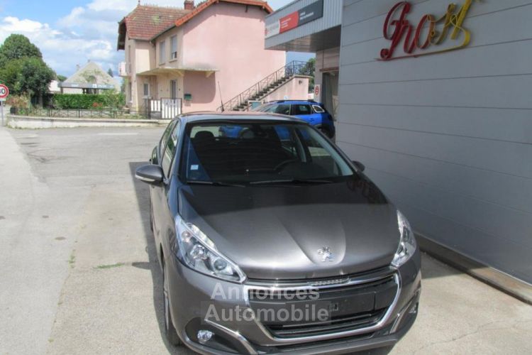 Peugeot 208 1.2 PURETECH 82 BVA ACTIVE Gris - <small></small> 16.500 € <small>TTC</small> - #1