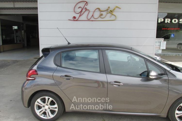 Peugeot 208 1.2 PURETECH 82 BVA ACTIVE Gris - <small></small> 16.500 € <small>TTC</small> - #2