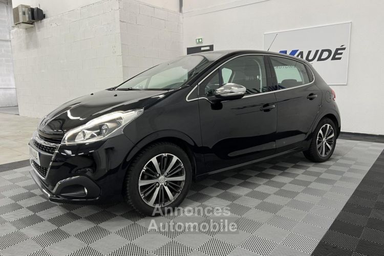 Peugeot 208 1.2 PureTech 82 CH ALLURE - MOTEUR NEUF - <small></small> 7.490 € <small>TTC</small> - #4