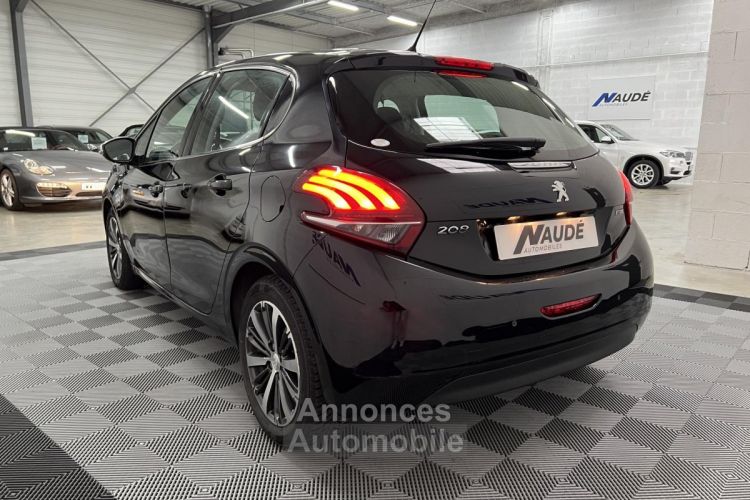 Peugeot 208 1.2 PureTech 82 CH ALLURE - MOTEUR NEUF - <small></small> 7.490 € <small>TTC</small> - #6