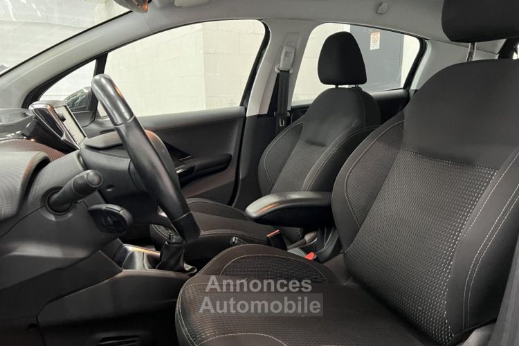 Peugeot 208 1.2 PureTech 82 CH ALLURE - MOTEUR NEUF - <small></small> 7.490 € <small>TTC</small> - #10