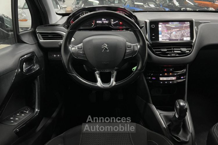 Peugeot 208 1.2 PureTech 82 CH ALLURE - MOTEUR NEUF - <small></small> 7.490 € <small>TTC</small> - #12