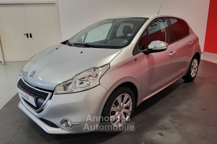 Peugeot 208 1.2 PURETECH 82 STYLE + DISTRIBUTION OK - <small></small> 6.990 € <small>TTC</small> - #3