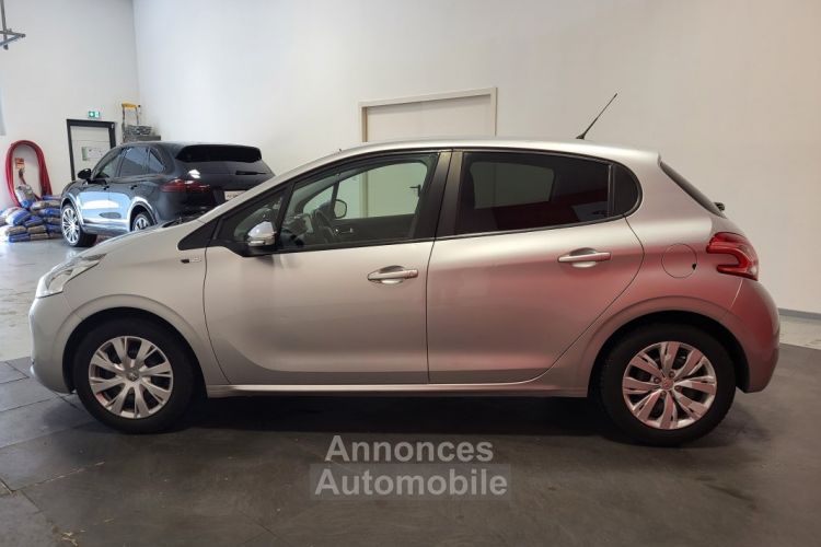 Peugeot 208 1.2 PURETECH 82 STYLE + DISTRIBUTION OK - <small></small> 6.990 € <small>TTC</small> - #4