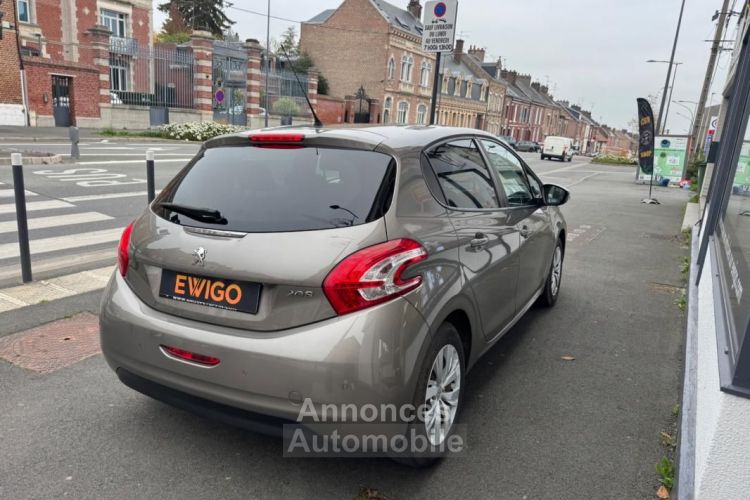 Peugeot 208 1.2 PURETECH 82 STYLE 5P - <small></small> 6.399 € <small>TTC</small> - #6