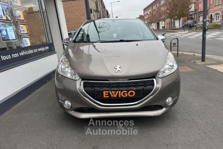 Peugeot 208 1.2 PURETECH 82 STYLE 5P - <small></small> 6.399 € <small>TTC</small> - #8