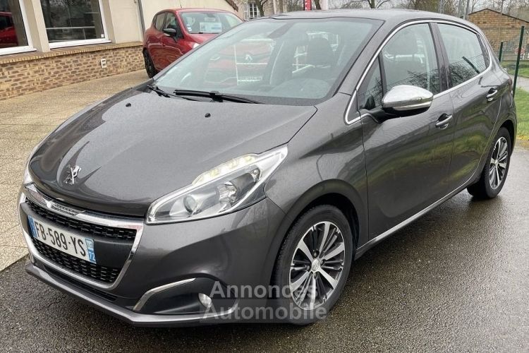 Peugeot 208 1.2 PURETECH 82CH ALLURE 5P - <small></small> 8.990 € <small>TTC</small> - #1