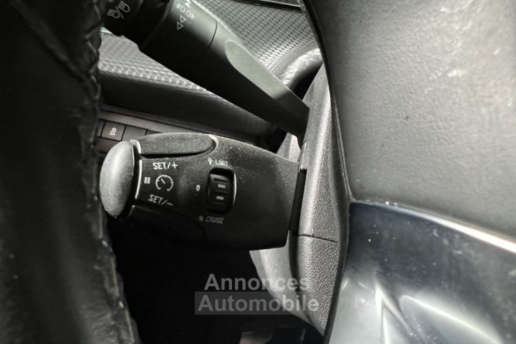 Peugeot 208 1.2 PureTech 82ch BVM5 Allure - <small></small> 8.990 € <small>TTC</small> - #28