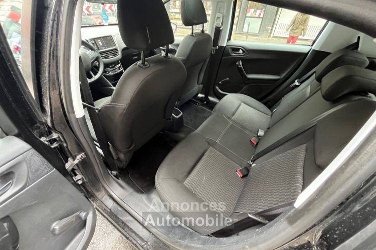 Peugeot 208 1.2 PureTech 82ch BVM5 Allure - <small></small> 9.490 € <small>TTC</small> - #29