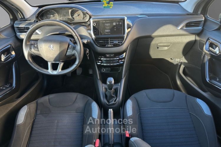 Peugeot 208 1.2 PureTech 82ch BVM5 Allure - <small></small> 7.490 € <small>TTC</small> - #2