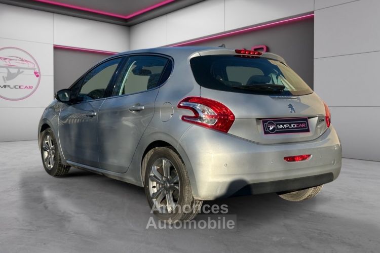 Peugeot 208 1.2 PureTech 82ch BVM5 Allure - <small></small> 7.490 € <small>TTC</small> - #3