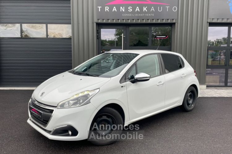 Peugeot 208 1.2 puretech 82ch bvm5 style - <small></small> 7.990 € <small>TTC</small> - #1