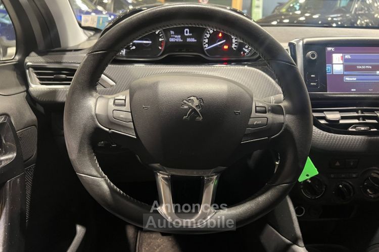 Peugeot 208 1.2 PureTech 82ch BVM5 Style - <small></small> 7.990 € <small>TTC</small> - #22