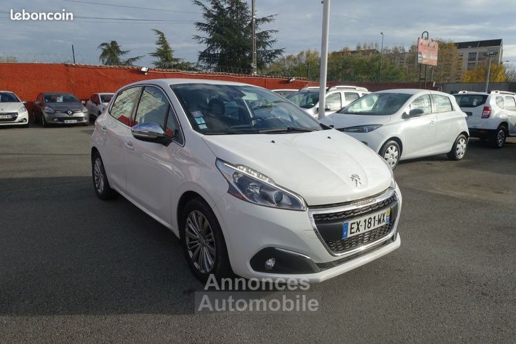 Peugeot 208 1.2 PURETECH 82CH E6.C ALLURE 5P - <small></small> 9.990 € <small>TTC</small> - #2