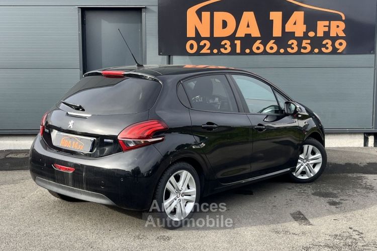 Peugeot 208 1.2 PURETECH 82CH STYLE 5P - <small></small> 7.990 € <small>TTC</small> - #3