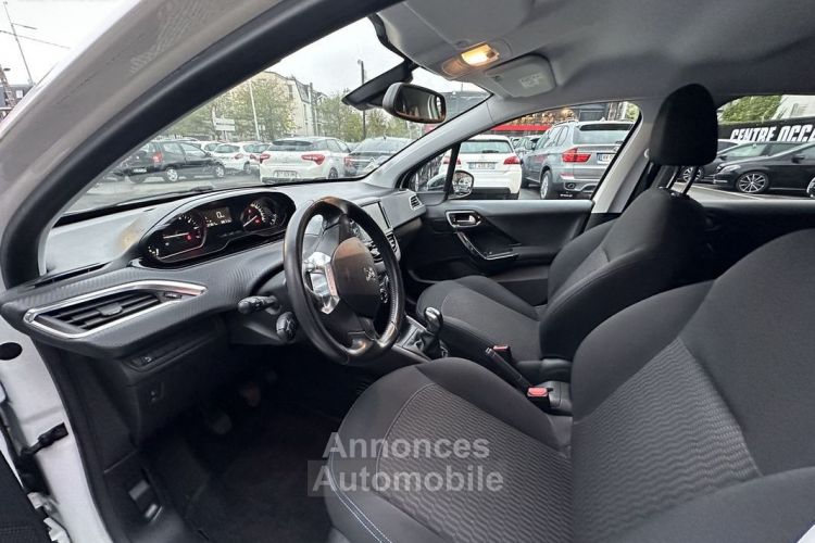 Peugeot 208 1.2 PURETECH 82CH STYLE 5P - <small></small> 6.990 € <small>TTC</small> - #8