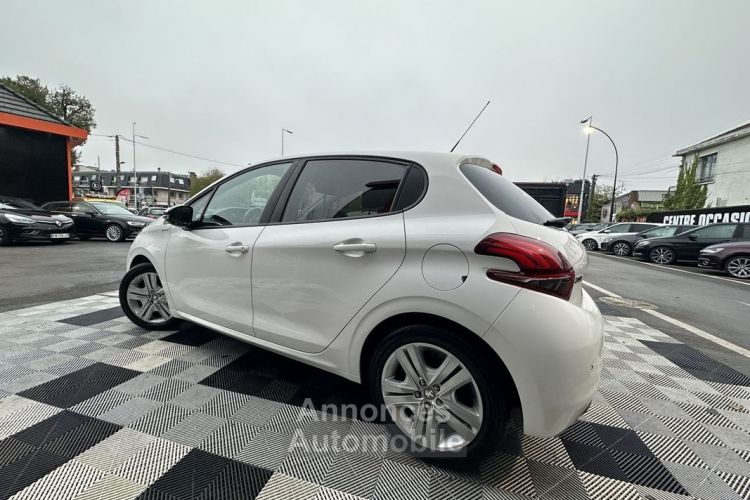 Peugeot 208 1.2 PURETECH 82CH STYLE 5P - <small></small> 6.990 € <small>TTC</small> - #9