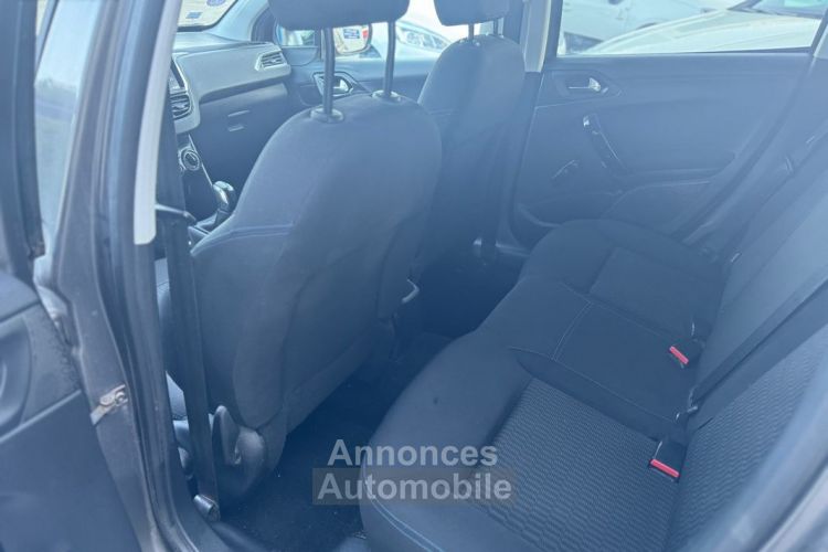 Peugeot 208 1.2 PureTech 82ch Style 5p - <small></small> 7.990 € <small>TTC</small> - #5