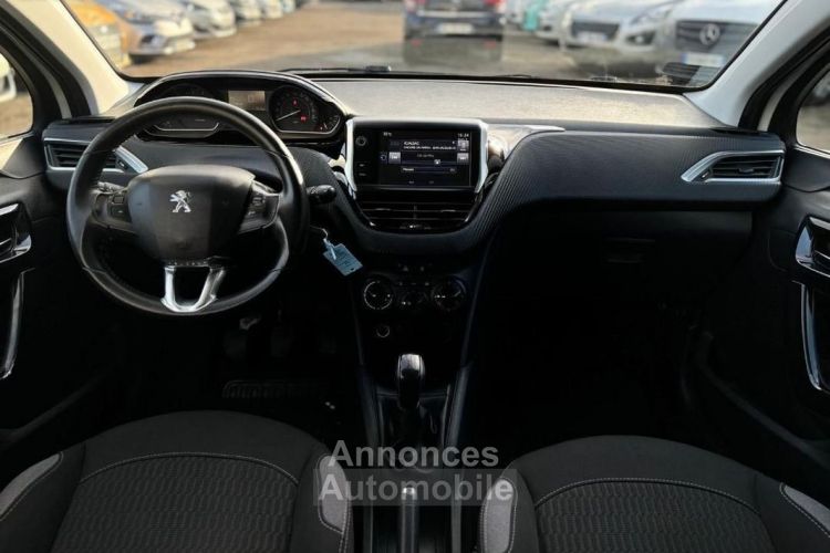 Peugeot 208 1.2 PURETECH 82CH STYLE 5P - <small></small> 6.990 € <small>TTC</small> - #5