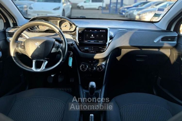 Peugeot 208 1.2 PURETECH 82CH STYLE 5P - <small></small> 7.490 € <small>TTC</small> - #4