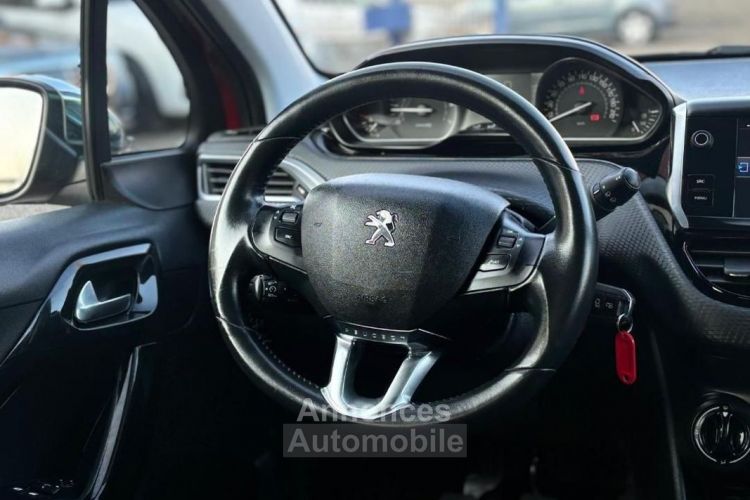 Peugeot 208 1.2 PURETECH 82CH STYLE 5P - <small></small> 7.490 € <small>TTC</small> - #7