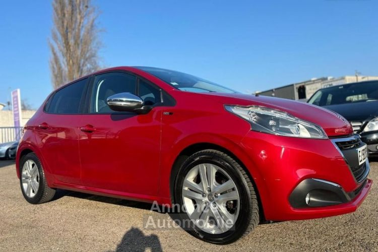 Peugeot 208 1.2 PURETECH 82CH STYLE 5P - <small></small> 7.490 € <small>TTC</small> - #10