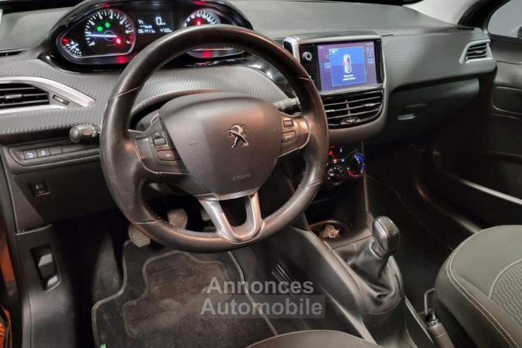 Peugeot 208 1.2 PURETECH 82ch STYLE COURROIE CHANGEE - <small></small> 7.490 € <small>TTC</small> - #9