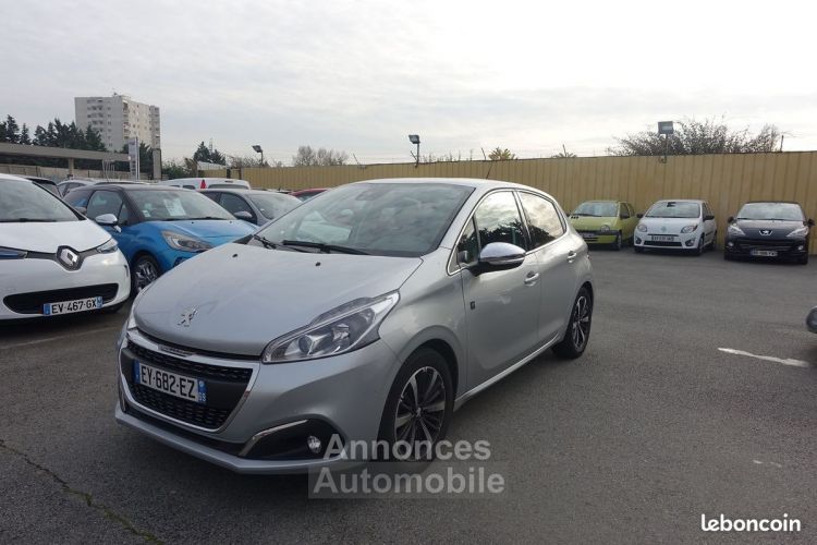 Peugeot 208 1.2 PURETECH 82CH TECH EDITION 5P - <small></small> 10.290 € <small>TTC</small> - #2