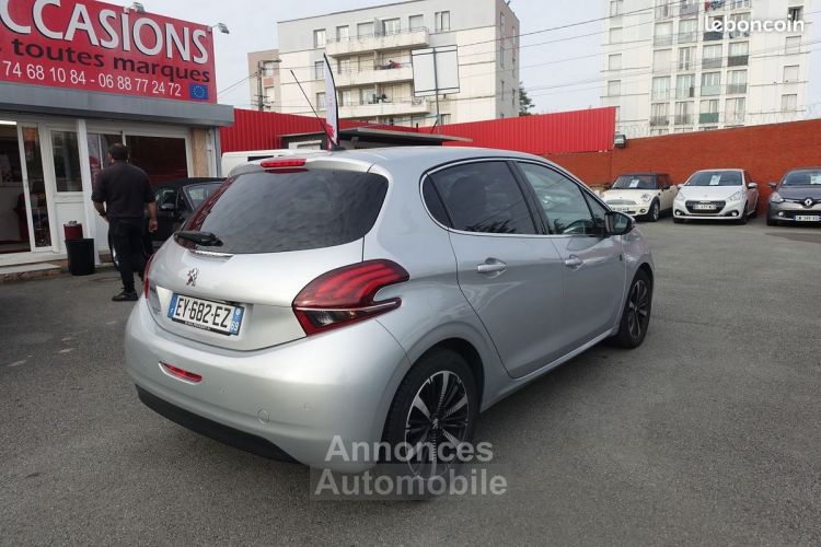 Peugeot 208 1.2 PURETECH 82CH TECH EDITION 5P - <small></small> 10.290 € <small>TTC</small> - #5