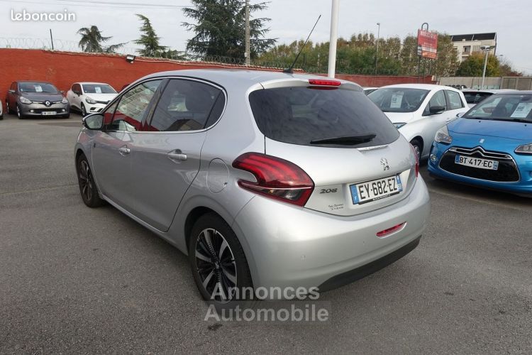 Peugeot 208 1.2 PURETECH 82CH TECH EDITION 5P - <small></small> 10.290 € <small>TTC</small> - #7