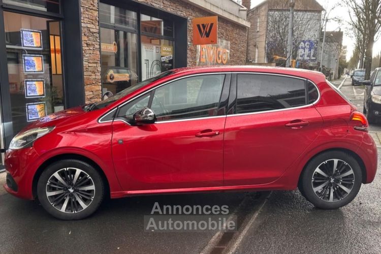 Peugeot 208 1.2 PURETECH 82ch TECH EDITION (similaire GT) - <small></small> 9.990 € <small>TTC</small> - #4